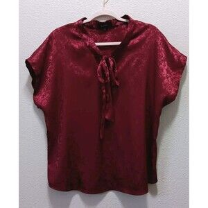Lipslide Blouse Medium V Neck With Tie Short Sleeves Floral Red